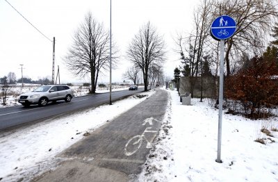 Droga rowerowa na Chwarznie-Wiczlinie, wybudowana w ramach Budżetu Obywatelskiego dla tej dzielnicy, fot. Kamil Złoch