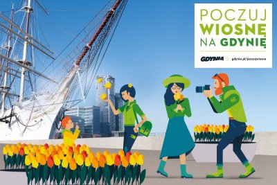 Grafika promująca akcję Poczuj wiosnę na Gdynię. Mężczyzna fotografuje ludzi przebywających w pobliżu nabrzeża, w otoczeniu żółtych kwiatków. W tle widoczny budynek Sea Towers, donice z kwiatami oraz żaglowiec.