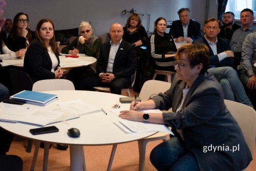 Obrady Rady Dzielnicy Chylonia z udziałem m.in. prezydent Gdyni (fot. Natalia Kawalerowicz)