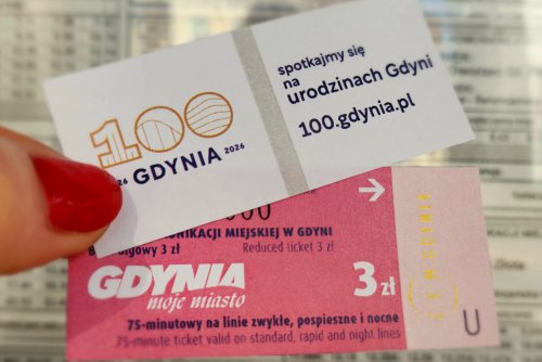 Nowe bilety z rewersem 100-lecia Gdyni będzie można kupić w punktach sprzedaży od 9 marca (fot. Dorota Patzer)