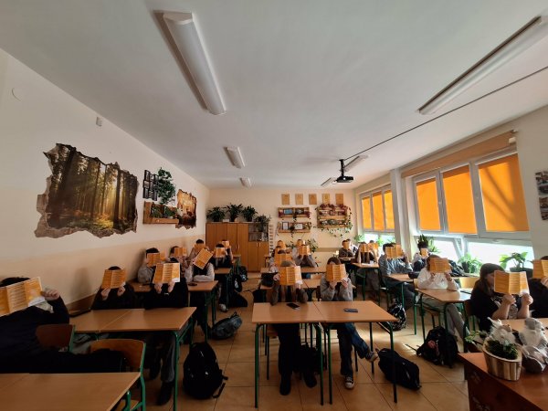 Warsztaty z pierwszej pomocy psychologicznej. Projekt uczennic z XIV Liceum Ogólnokształcącego 