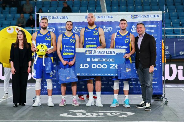 Suzuki Arka Gdynia z brązowymi medalami Lotto 3x3 Ligi