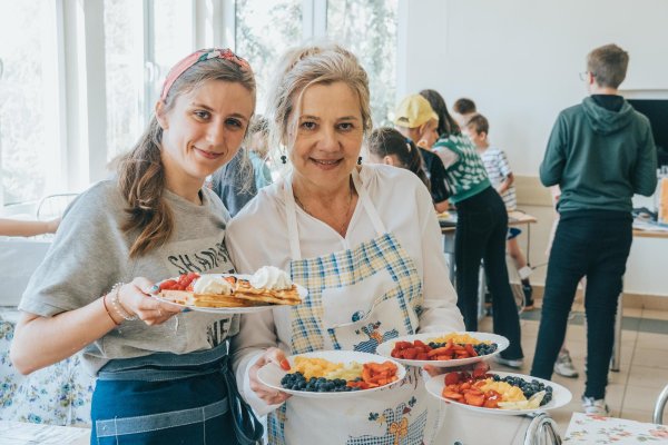 „Posiłek w szkole i w domu”. Wsparcie dla gdyńskich szkół