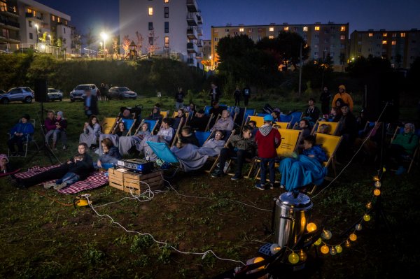 Kino – Witomino: pierwszy seans pod chmurką