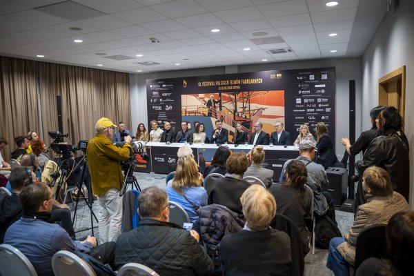 Filmowe gwiazdy w Gdyni. Tak wygląda 51. FPFF