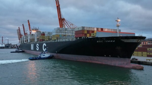 Kolejny kolos w porcie. Będzie ich więcej