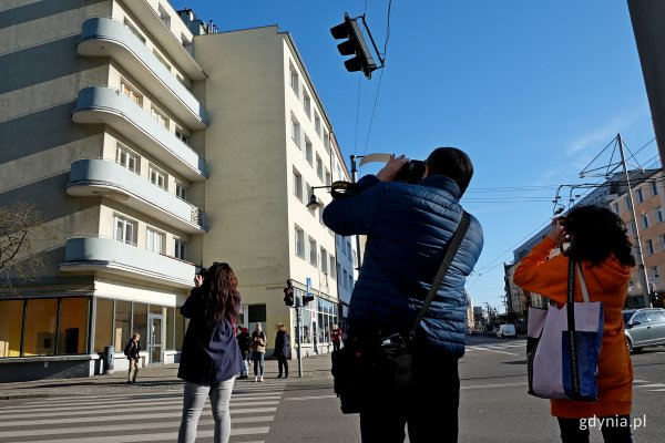 Sezon fotograficzny na modernizm rozpoczęty