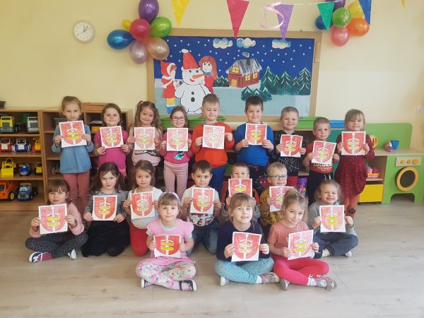 Dzieci świętują urodziny miasta