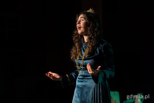 Poruszające spektakle na scenie w Gdyni podczas X edycji „Kurtyny”