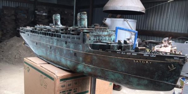 Dotknij „Batorego” przy Muzeum Emigracji