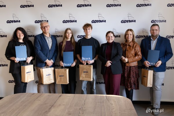 Stworzyli alternatywę dla szkodliwych nawozów. Laureaci konkursu Explory z wizytą u prezydent