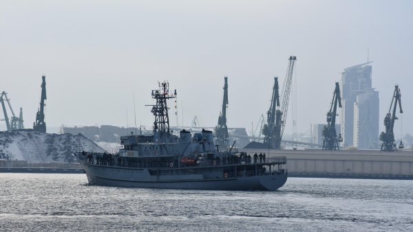 ORP „Wodnik” wypłynął w rejs po wodach Zatoki Perskiej