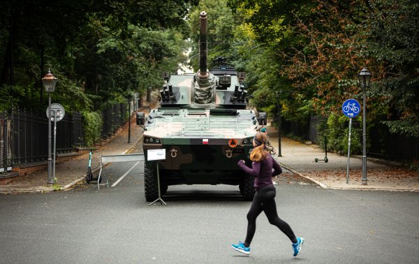 Uwaga na pojazdy wojskowe!