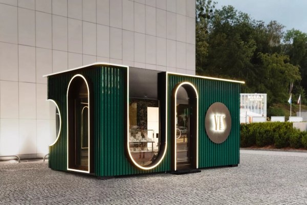 Designerski kontener z biżuterią