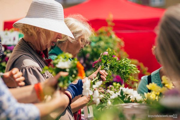 „Flowers Lovers” – Dzień Kreatywny w Halach Targowych