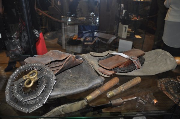 Militaria „z przeszłością” do kupienia na Grabówku