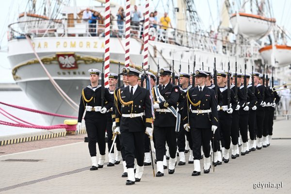 „Nadaję Ci imię „Błyskawica””. Święto Marynarki Wojennej