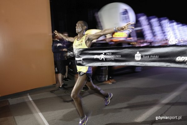 Nocny Bieg Świętojański: Najszybsi Kenijczyk i Ukrainka