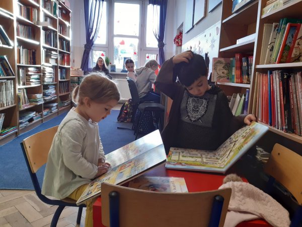 Szkolne biblioteki coraz ciekawsze
