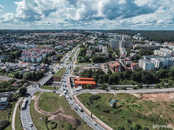 Zmiany w ruchu przy węźle Karwiny. Do centrum jedną jezdnią