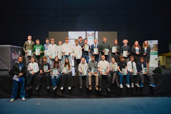 Gdyńska młodzież już wie, że „Jak szkoła to dwa koła”