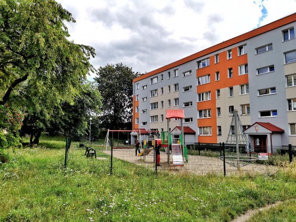 Nie dla budowy placów zabaw, gdzie popadnie
