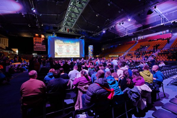 Dookoła świata z Kolosami