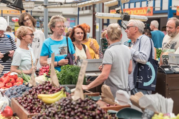 Gdyński radny chce oddać Hale Targowe ministrowi… kultury! 
