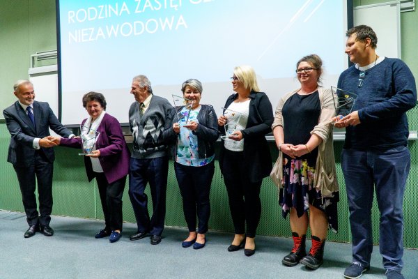 Rodziny zastępcze z 
