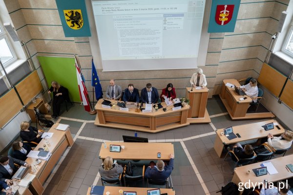Dotacje na renowację zabytków i zmiany w budżecie 2025. Za nami XV sesja Rady Miasta Gdyni