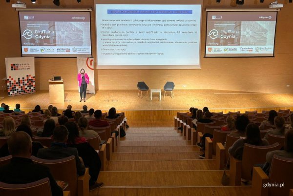 Jak cyfryzacja zmienia administrację publiczną? Konferencja „DigITalna Gdynia”