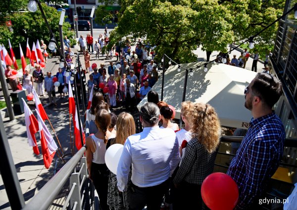 Gdynia wspólnie stanęła do hymnu 