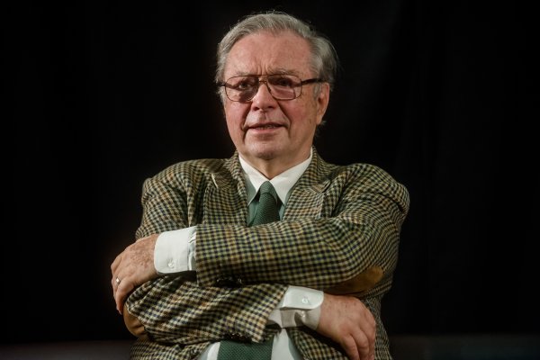 Krzysztof Zanussi odbierze Platynowe Lwy