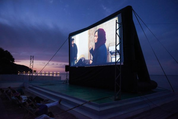 Plaża, leżak, film. Startuje Kino Letnie w Orłowie