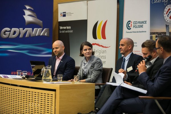 Bezpośrednie inwestycje zagraniczne – jak je przyciągać?