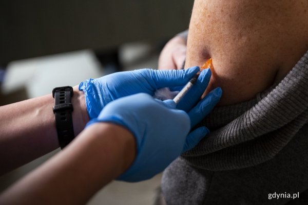 Bezpłatne szczepienia dla seniorów i nie tylko