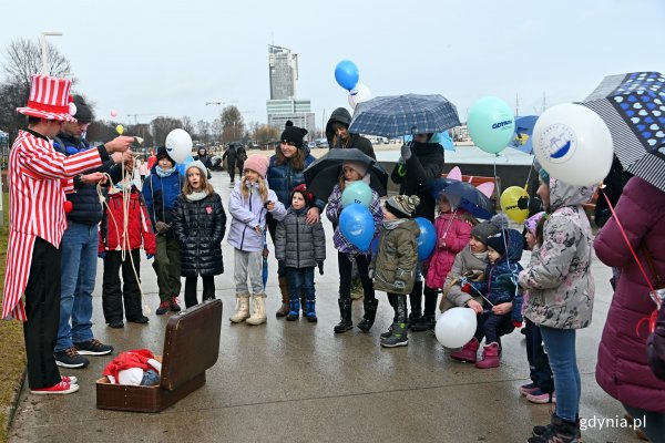 Karnawałowa zabawa na bulwarze Nadmorskim