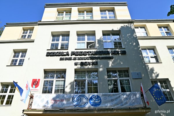 Gdzie nowoczesność łączy się z tradycją – 90 lat Szkoły Podstawowej nr 10