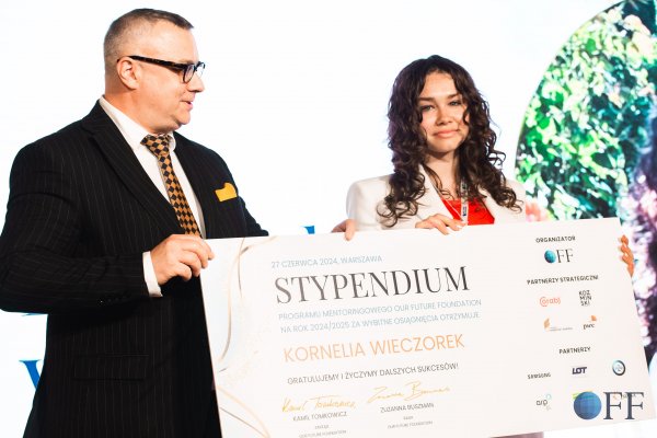 Uczennica gdyńskiej Trójki z prestiżowym stypendium