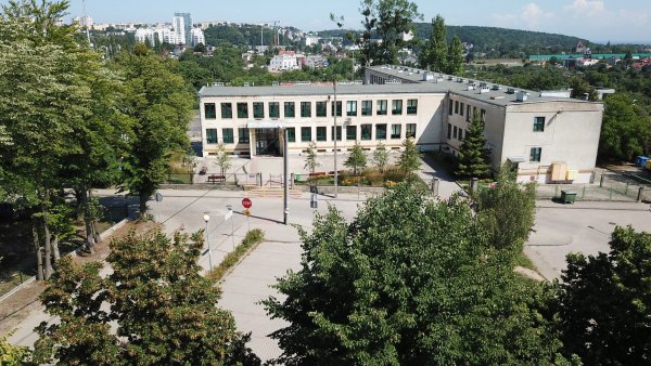 Większy komfort nauki – szkoły przejdą termomodernizacje 