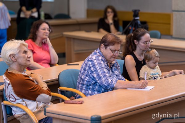 Z jakimi wyzwaniami mierzą się gdynianki? Rada Kobiet podsumowała prace
