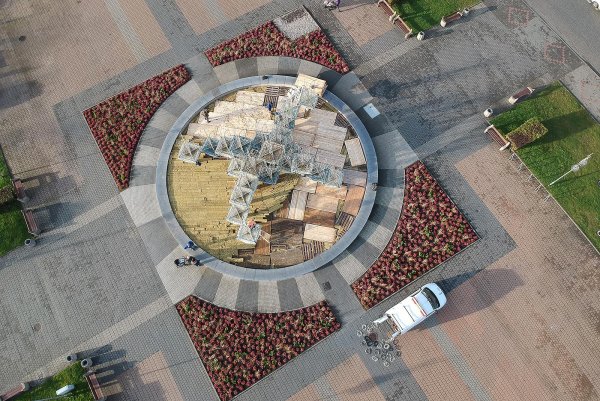 Miasto stroi się na święta. Będą żagle, gwiazdki i nowości