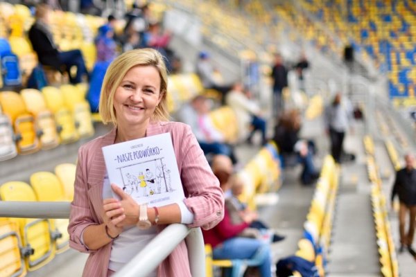 A tymczasem na stadionie...