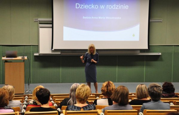 Sędzia Anna Maria Wesołowska szkoliła dyrektorów szkół