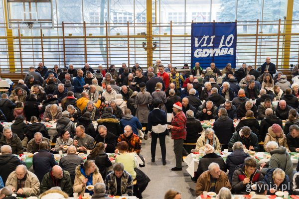 Tradycyjna gdyńska wigilia dla samotnych i potrzebujących