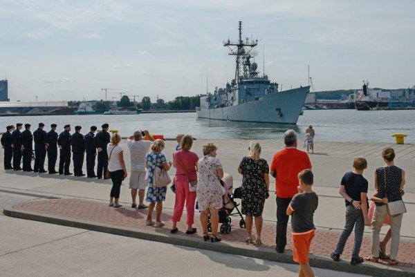 Po powrocie wesprą na morzu siły NATO