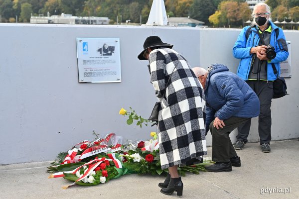 Tablica ku pamięci kpt. Krystyny Chojnowskiej-Liskiewicz