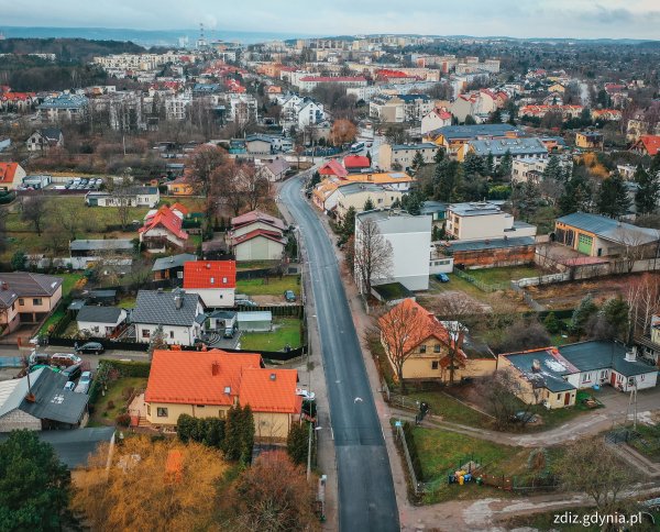 Ul. Płk. Dąbka z nową nawierzchnią