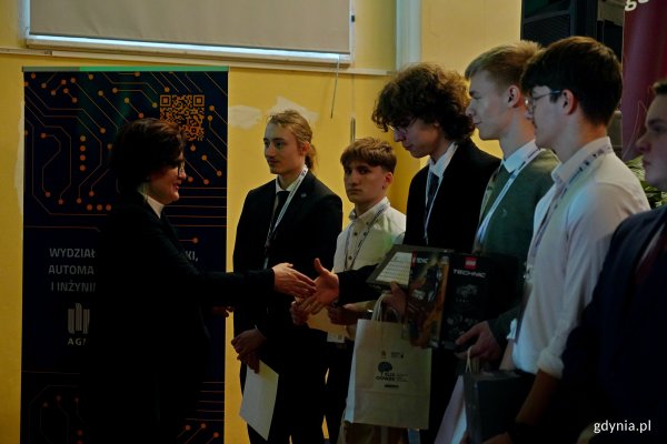 Znamy laureatów Olimpiady Wiedzy Elektrycznej i Elektronicznej