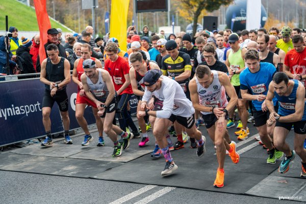 Bieg Urodzinowy Gdyni z Decathlonem. Koszulka w pakiecie